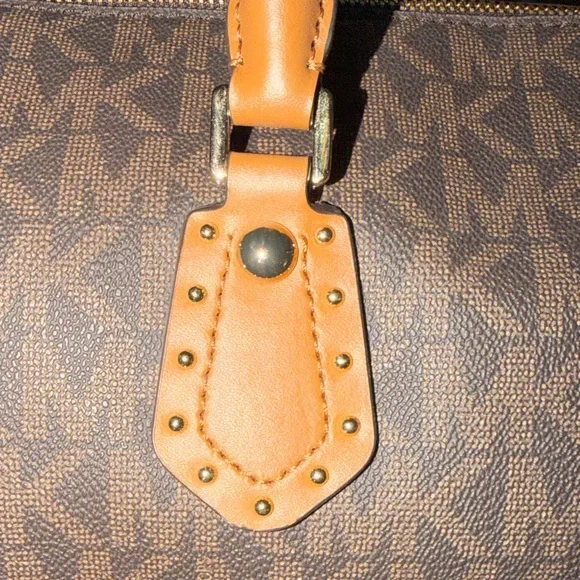 Michael Kors Signature Brown Satchel with Crossbody Strap - Picture 2 of 15